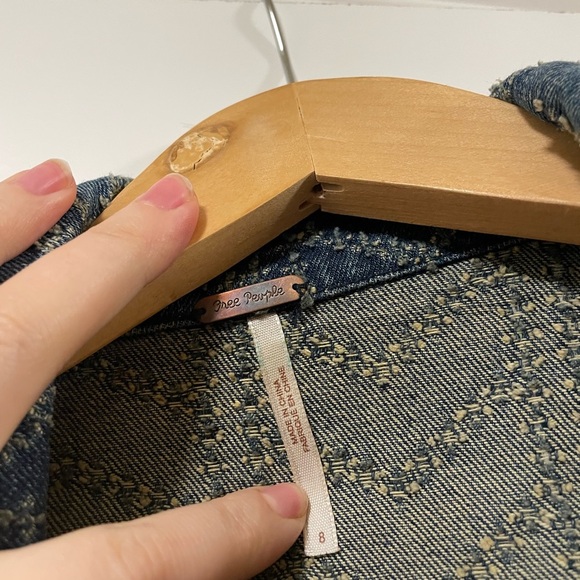 Free People denim jacket in size 8 - Picture 2 of 5
